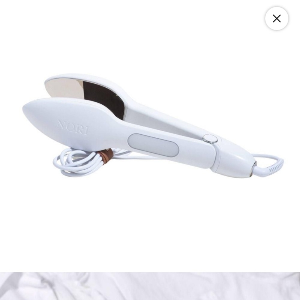 NIB NOR White Press Handheld Steam Iron